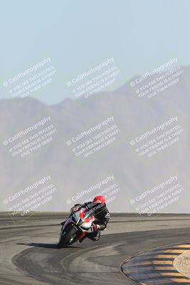 media/Jan-09-2025-Racers Edge (Thu) [[9e316ffd38]]/3-B Group/Session 4 (Turn 12 The Slide)/